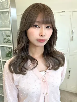 ミディアム Cinq所属・ハイライト🌟/ ボブ/豊田のヘアスタイル