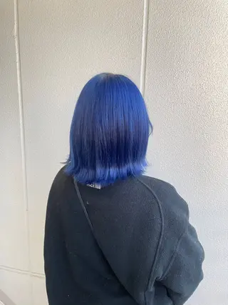 ショート カラー ヘアアレンジ 艶髪✨寒色カラー✨ 翁長孝輔のヘアスタイル