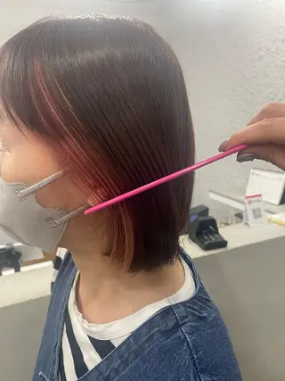 ミディアム カラー yui/ layer cutのヘアスタイル