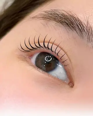 マツエク・マツパ Lau【ラウ】所属・Lau【ラウ】 ⁂NaNaのマツエク・マツパデザイン