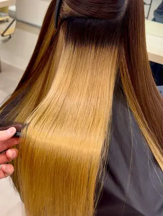 セミロング レイヤー×縮毛矯正 深見 拓のヘアスタイル