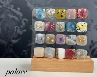 パレス所属・Nail& Eyelashパレスのネイルデザイン