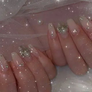 ネイル LUANA所属・LUANA ジュリのネイルデザイン