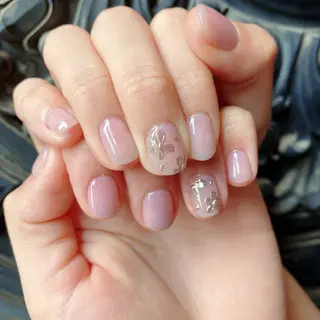 ネイル 綱島 佳恵のネイルデザイン