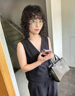 セミロング カラー パーマ ヘアアレンジ 髪と音処　マトぺ所属・デザインカラー/ボブ ブリーチカラー/ユリのヘアスタイル