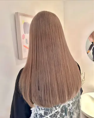 ロング カラー 磯　亜由香 🌷ブリーチのヘアスタイル