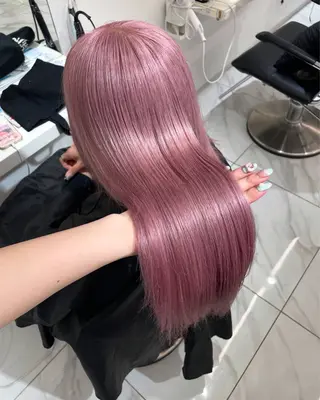 セミロング ヘアアレンジ サワイ ユイのヘアスタイル