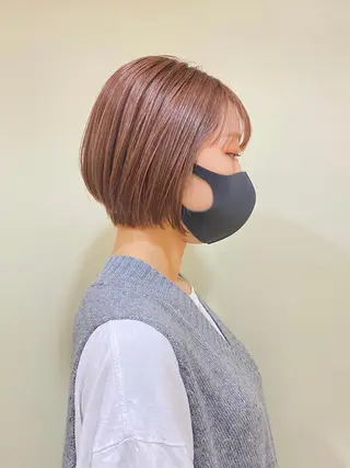 ショート カラー ANNA /艶髪/ハイトーンのヘアスタイル