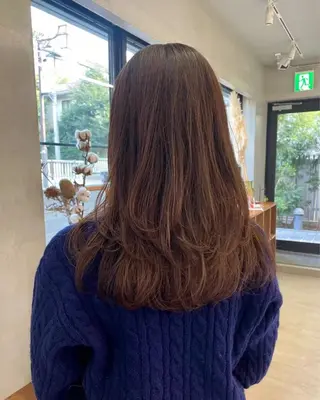 ロング 鶴井 美空のヘアスタイル