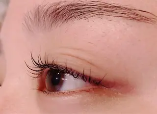 マツエク・マツパ TotalBeautysalonCURE所属・CURE 朱梨のマツエク・マツパデザイン