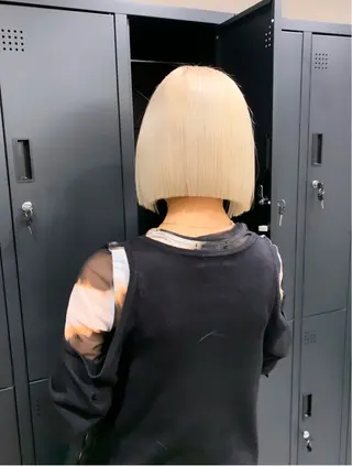 ショート カラー ⚜️ハイライト/レイ ヤー/表参道⚜️✨のヘアスタイル