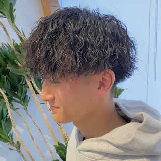 ショート パーマ メンズ ナツハラ サトシのヘアスタイル