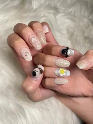 ネイル 楢本 彩耶のネイルデザイン