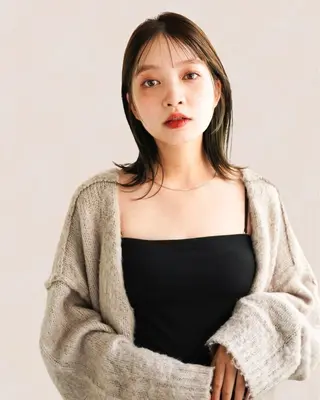 ミディアム Joule 建山美友のヘアスタイル