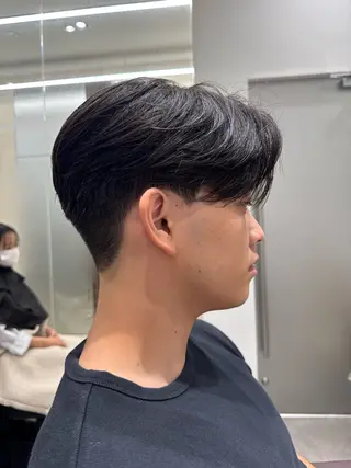 メンズ kalm所属・✵TAKUMI/ 横浜/センターパートのヘアスタイル