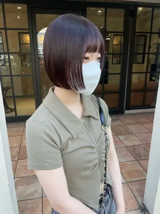 ショート 𝐌𝐨𝐞/透明感 暖色ボブ🤍のヘアスタイル