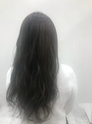 ロング カラー Adachi Fujikoのヘアスタイル