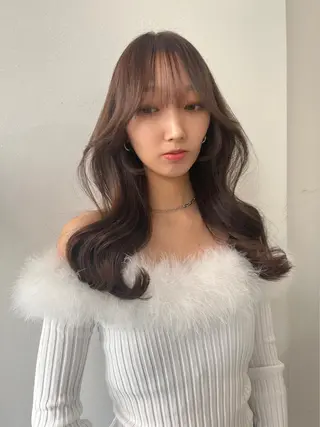 ロング 韓国ヘア レイヤーカットのヘアスタイル