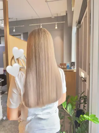 ロング カラー miloc那覇 MIKUのヘアスタイル