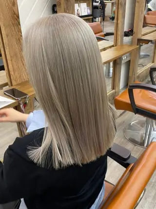 セミロング カラー パーマ ヘアアレンジ newi grande 横浜店のヘアスタイル