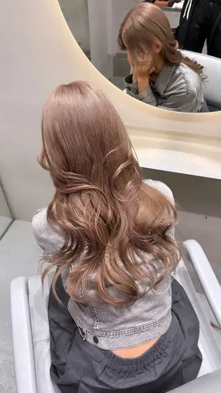 ロング カラー ツヤハイトーン/ レイヤー💫mayuのヘアスタイル