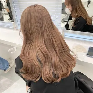 ロング カラー 韓国風🤍グレ ージュ🤍たくみのヘアスタイル