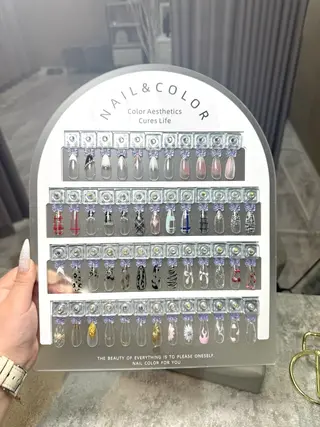 ネイル Suetake Shuriのネイルデザイン