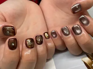 ショート écrin所属・kouno megumiのネイルデザイン