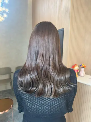 セミロング 艶カラー🤍新潟/ 小新/マオのヘアスタイル