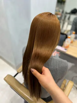 ロング カラー シミズ リホのヘアスタイル