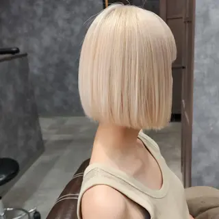 ミディアム カラー iloli　メニューの無い美容室所属・iloli代表　前田 雄也　のヘアスタイル