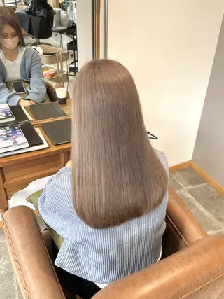 ロング カラー 西村 れいのヘアスタイル