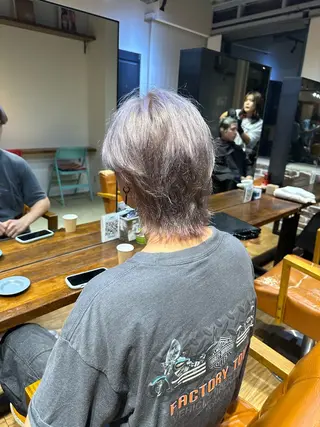 ショート レイヤーカット🫧／ ブリーチ✨TOWAのヘアスタイル