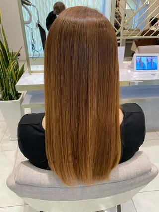 吹田 駿 髪質改善縮毛矯正のヘアスタイル