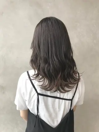 セミロング カラー 艶カラー×似合わせ カットshihomiのヘアスタイル