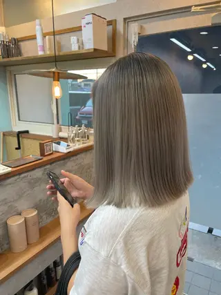 ミディアム カラー 中嶋 颯和のヘアスタイル