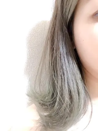 ミディアム カラー 【デザイナー】田中 美生のヘアスタイル