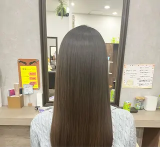 ロング 薮内 香保里のヘアスタイル