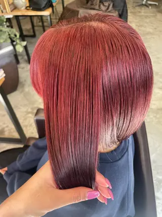 ショート カラー 艶カラー/ハイトーン Anjuのヘアスタイル