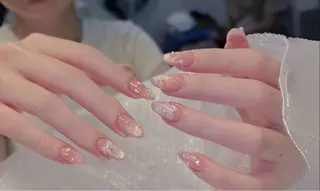 ネイル T. Leeのネイルデザイン