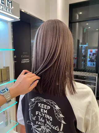 カラー 🫧ミルクティーベー ジュ🫧門脇ゆう🎀のヘアスタイル