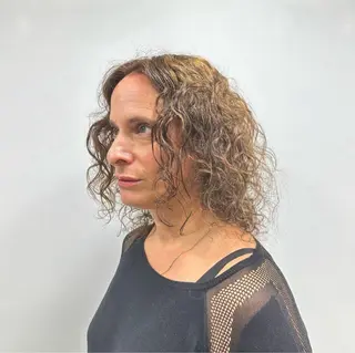 ミディアム カラー 🫧RYOグレージュ /透け感カラー🫧のヘアスタイル