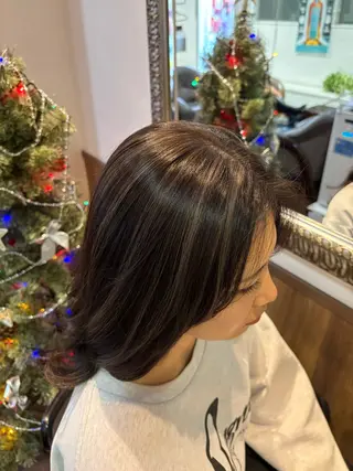 セミロング 熊田 秀佳のヘアスタイル
