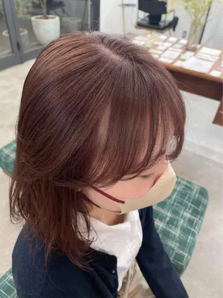 ミディアム カラー レイヤーパーマ、ボブ 小須田ゆあのヘアスタイル