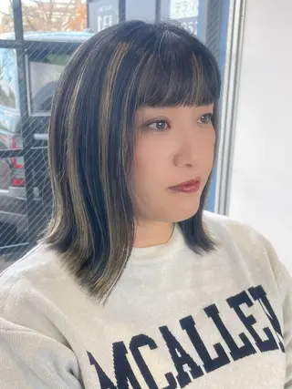 ミディアム DELA🔹 ANNAのヘアスタイル