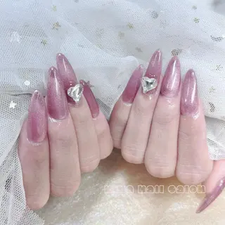 ネイル 🎀まゆ 🪽🐾のネイルデザイン