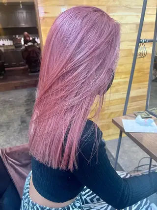 ロング ハイトーンカラー🍑 心斎橋のヘアスタイル
