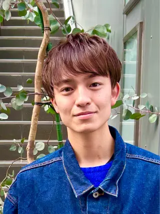 ショート カラー メンズ 吉井 伸介のヘアスタイル