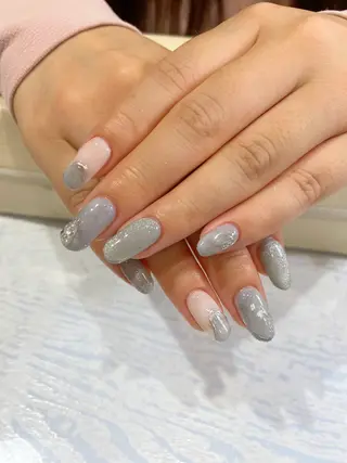 ネイル Nest 岩崎のネイルデザイン