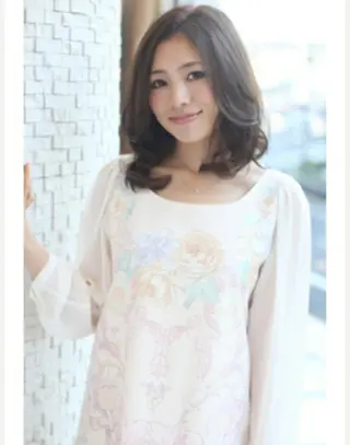 セミロング SALOWIN神宮前五丁目店所属・🇰🇷韓国風艶髪✨ 髪質改善 倉岡しおんのヘアスタイル